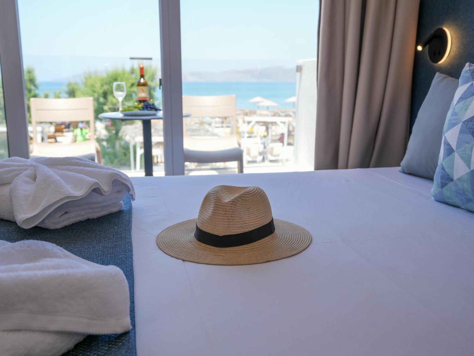Отель Seaside Marmari Экстерьер фото