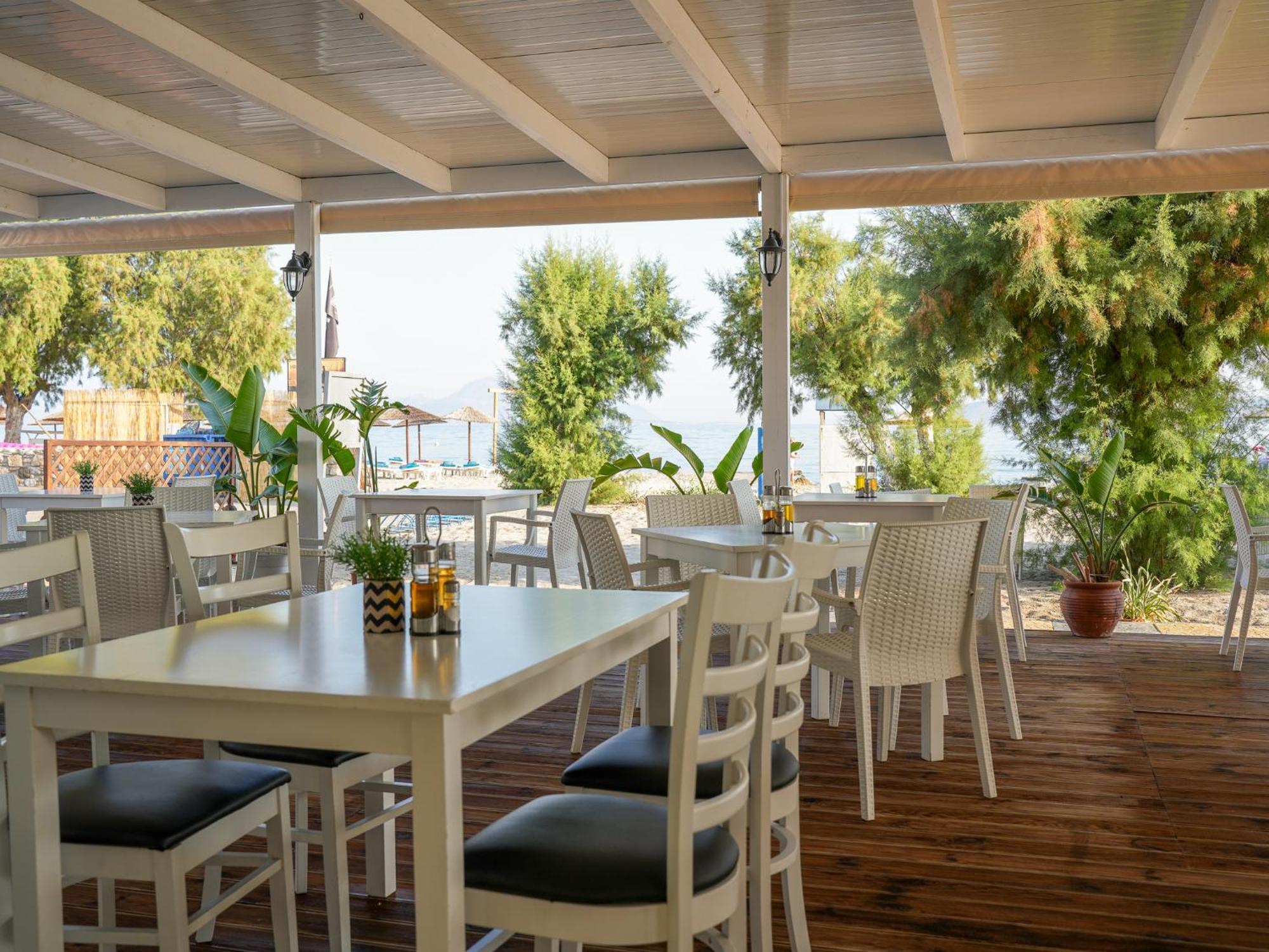 Отель Seaside Marmari Экстерьер фото